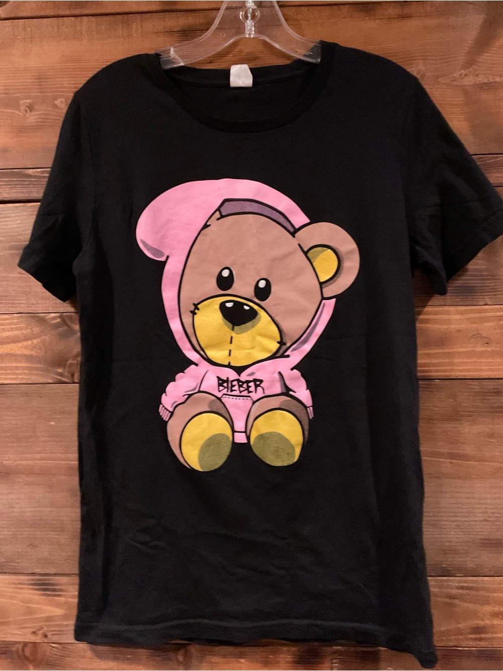 Justin Bieber pink "Bieber Bear" T-shirt Urban Outfitters Exclusive Women's Med
